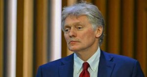 En la foto, el vocero del Kremlin, Dmitri Peskov