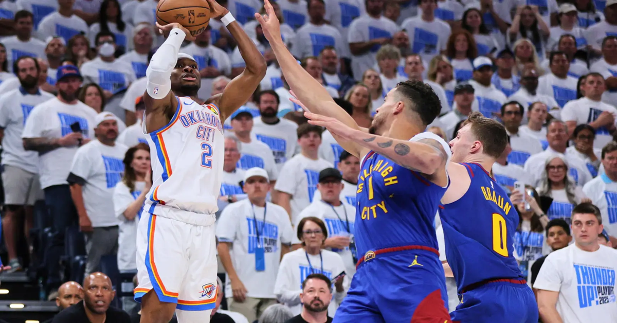 En la foto, momento del partido entre Thunder y Nuggets