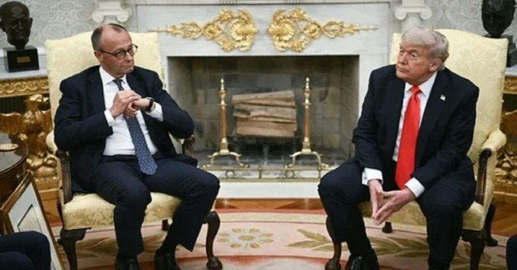 En la foto, el canciller alemán y el presidente de EEUU