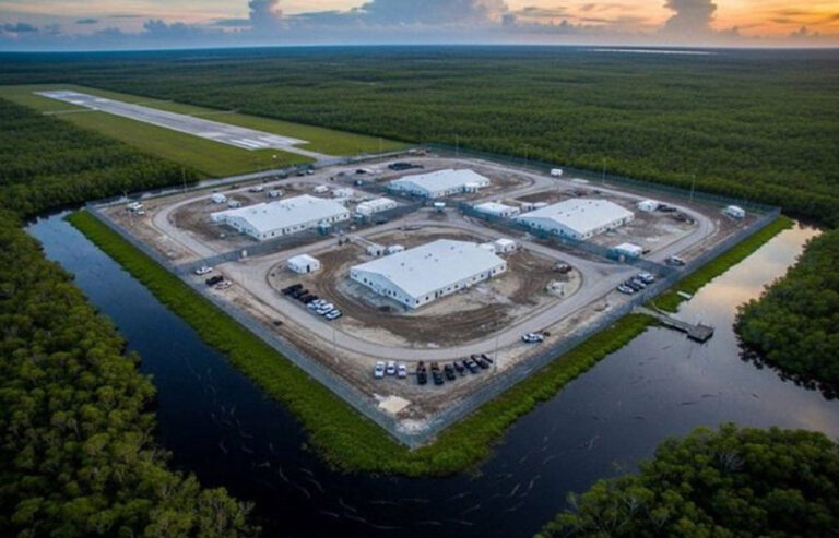 En la foto, la llamada Alcatraz Caimán, en la Florida