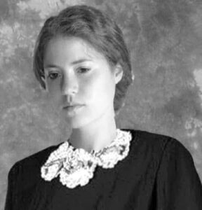 En la foto, Josephine Klimczak, la Chica del abrigo azul