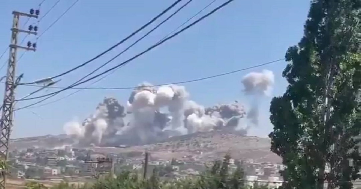 En la foto, bombardeos israelíes en el sur del Líbano