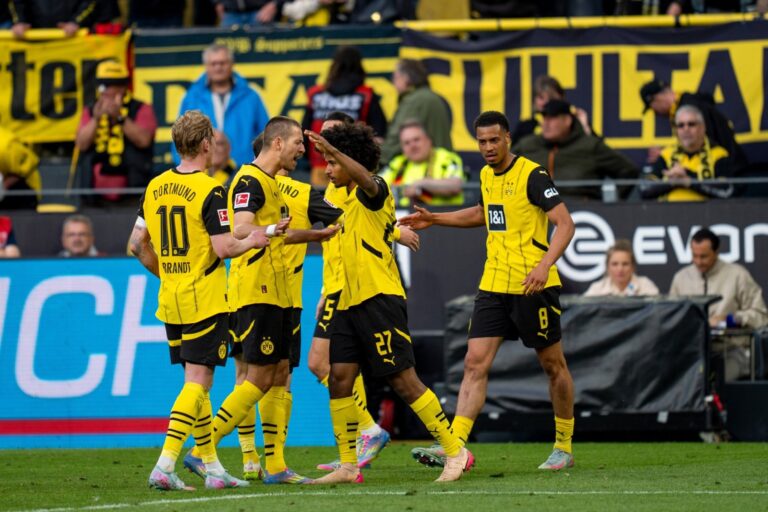 En la foto, el Borussia Dortmund alemán