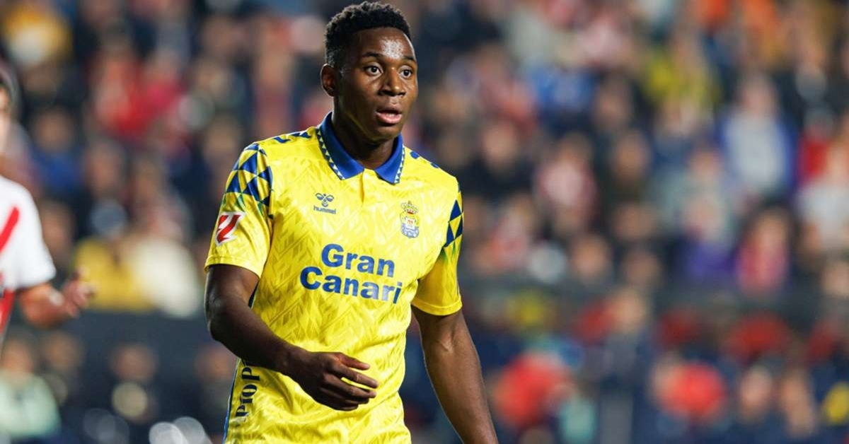 En la foto, el futbolista portugués Darío Essugo