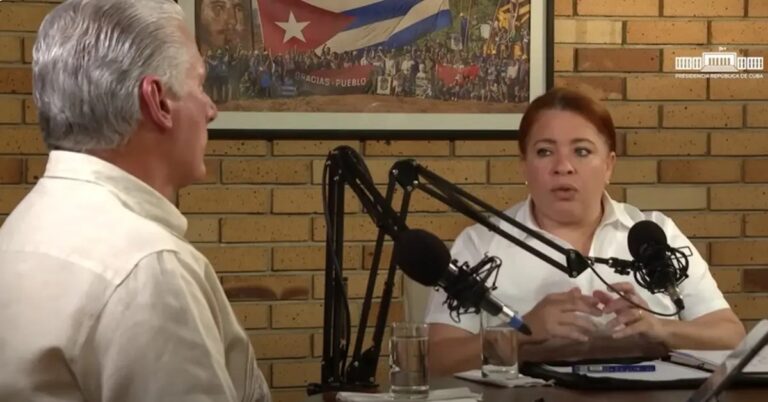 En la foto, Díaz-Canel y la presidenta de Etecsa