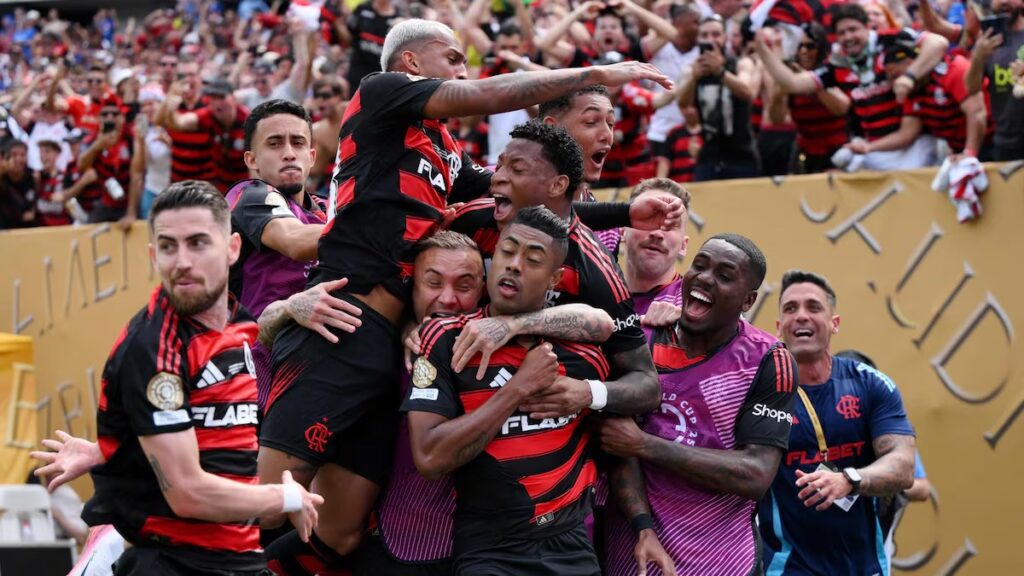 En la foto, jugadores del Flamengo celebran un gol ante el Chelsea
