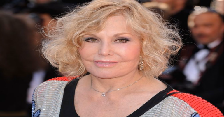 En la foto, la actriz estadounidense Kim Novak