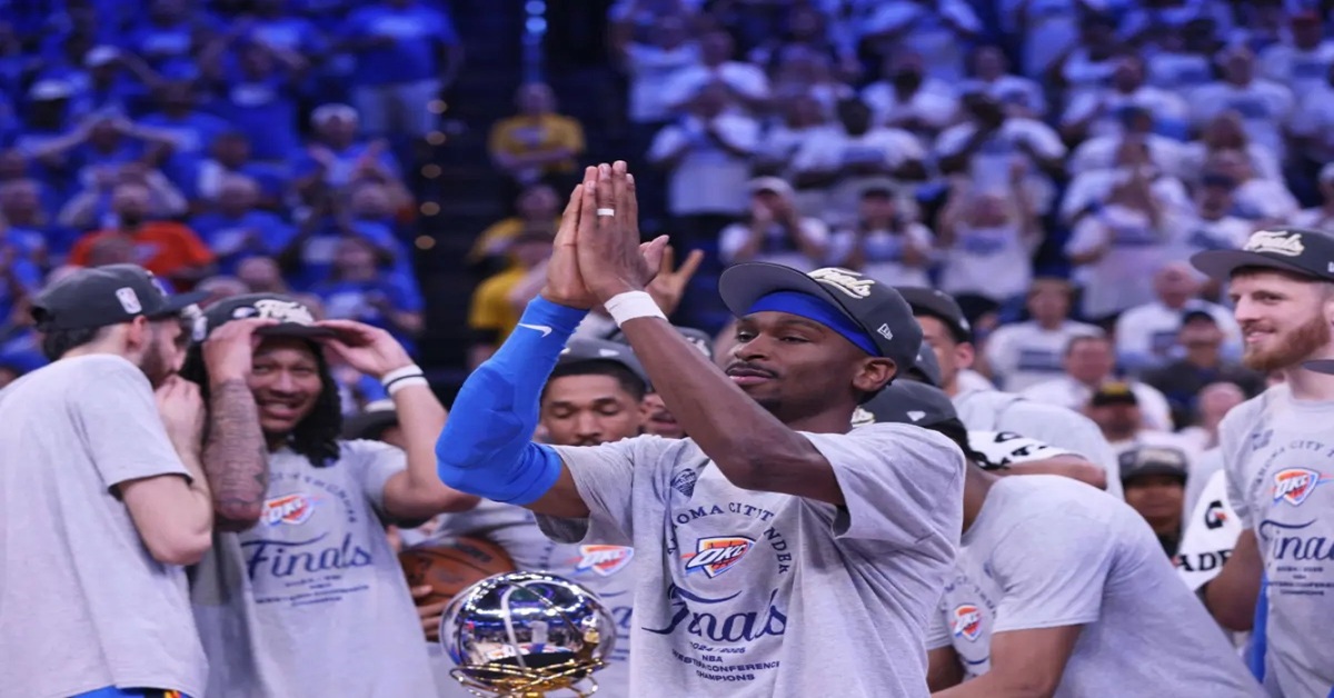 E la foto, los Pacers de Indiana celebran su pase a las Finales de la NBA