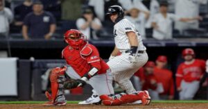 En la foto, momento del partido entre Yankees y Angels