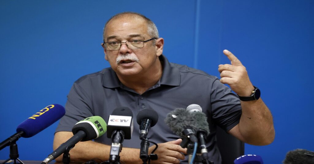 El ministro del apagón vuelve a iluminarnos...con muela