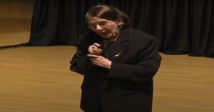 En la foto, la doctora Hilda Molina