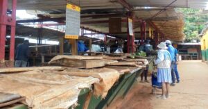 En la foto, un mercado vacío en La Habana