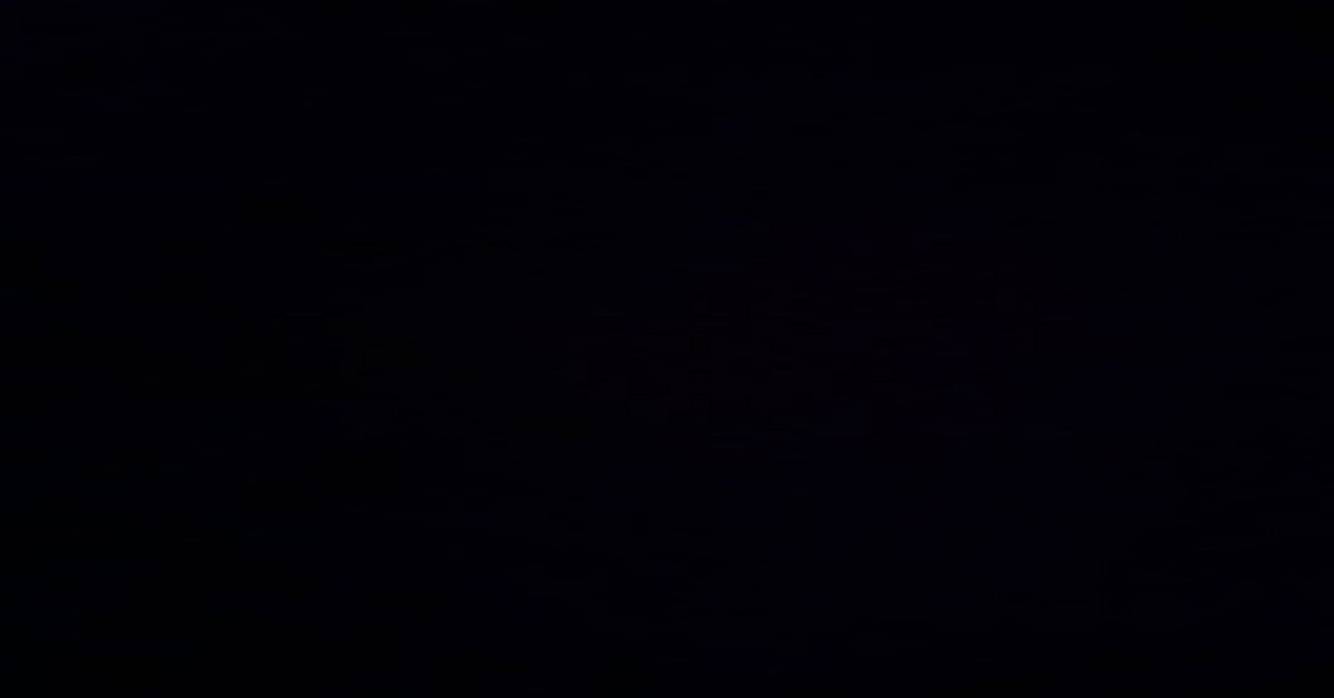 En la foto, una imagen todo negra