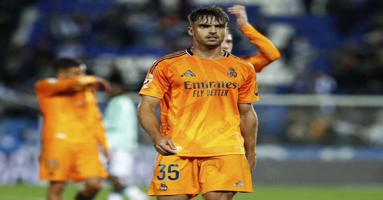 En la foto, el central del Real Madrid Raúl Asencio