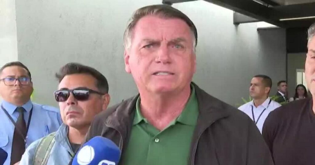 En la foto, el expresidente brasileño Jair Bolsonaro