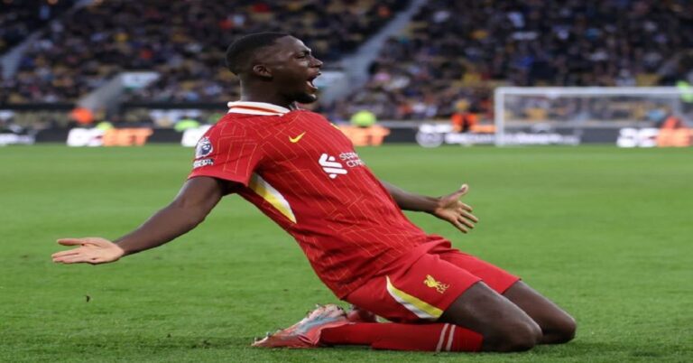 En la foto, el defensor del Liverpool Ibrahima Konaté