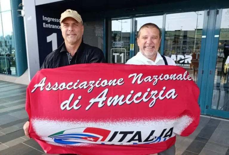 En la foto, el espía Gerardo Hernández en Italia