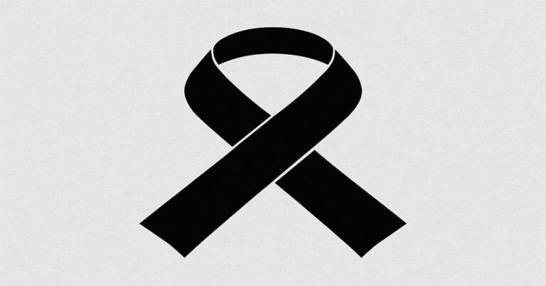 En la foto, un lazo negro