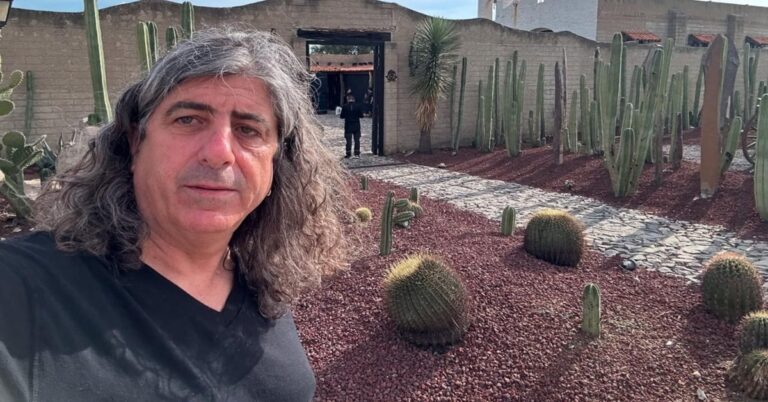 En la foto, el cineasta cubano Lilo Vilaplana