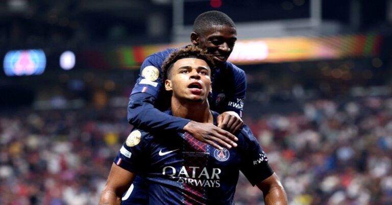 En la foto, el PSG celebra un gol ante el Bayern Múnich