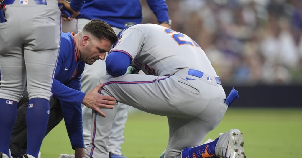 En la foto, Juan Soto se lesiona