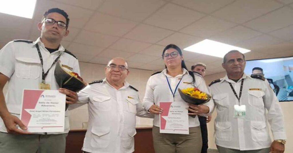 El régimen convierte un escáner en gloria