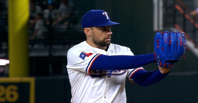 En la foto, Nathan Eovaldi ante Yankees