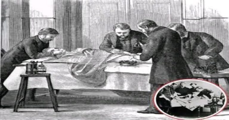 En la foto, un salón quirúrgico hace más de un siglo