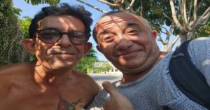 En la foto, el autor y Ángel Ramiz