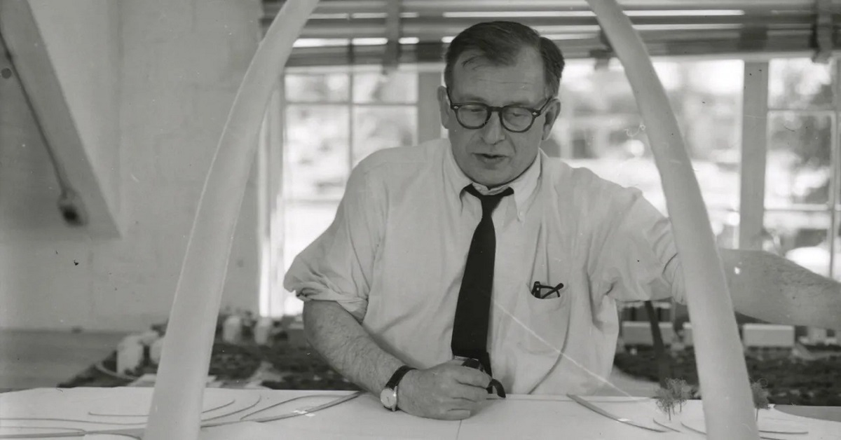 En la foto, Eero Saarinen