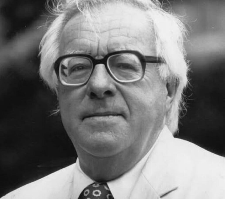 En la foto, Ray Bradbury