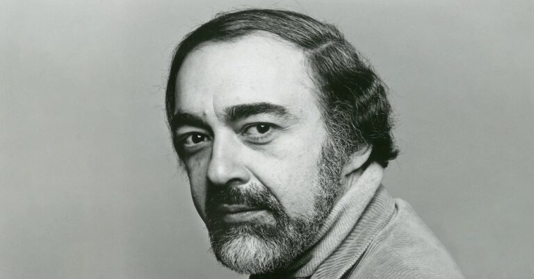 En la foto, Ira levin