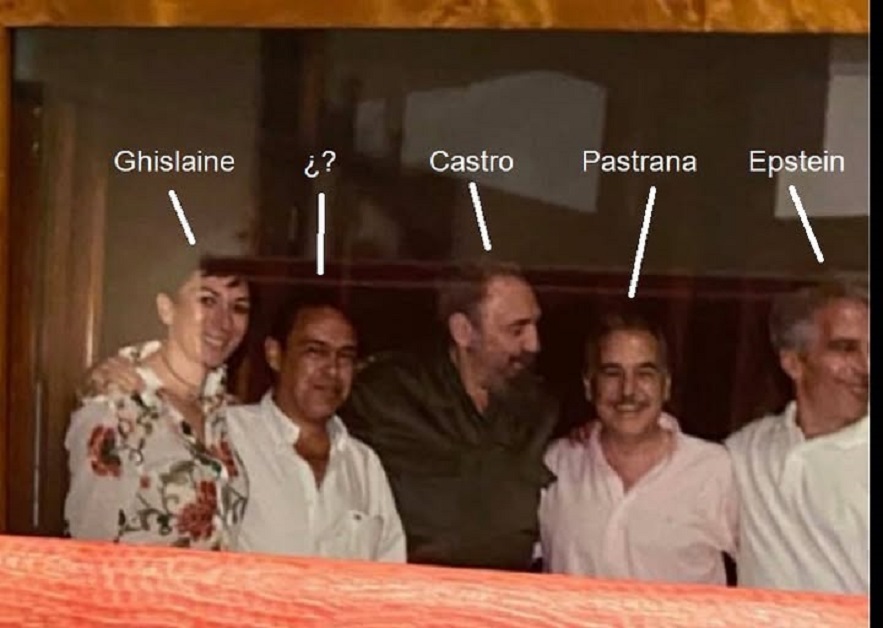En la foto, Fidel Castro en su reunión con Epstein y su esposa en La Habana