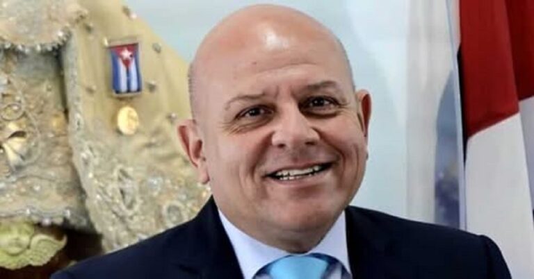 En la foto, el autor