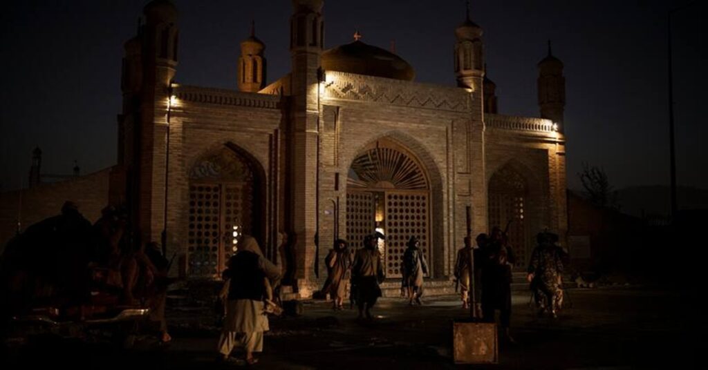 En la foto, apagón en Kabul
