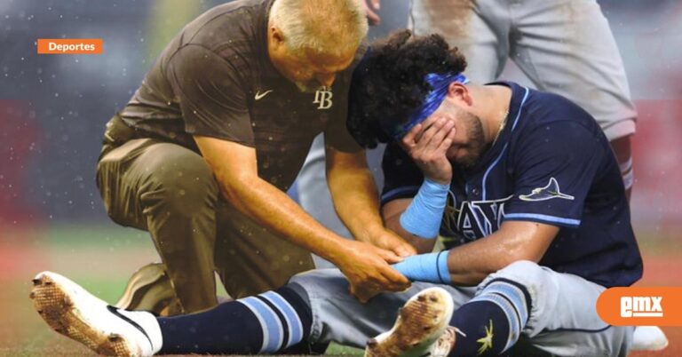 En la foto, Jonathan Aranda al momento de la lesión