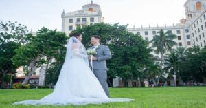 En la foto, Boda en los jardines del Hotel Nacional