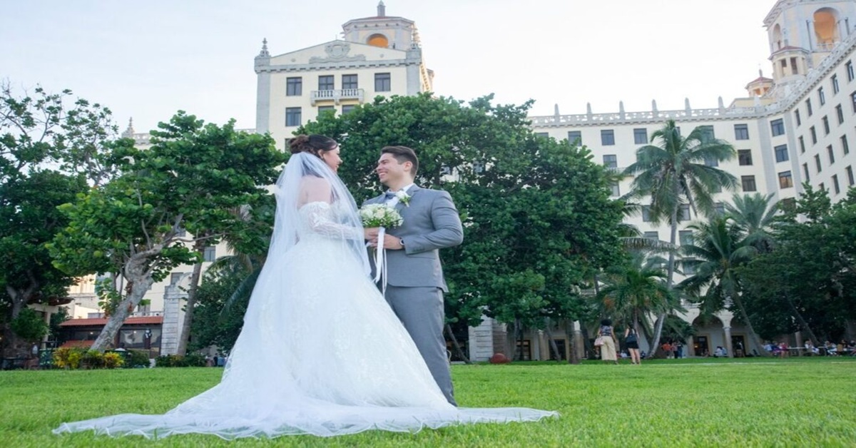 En la foto, Boda en los jardines del Hotel Nacional