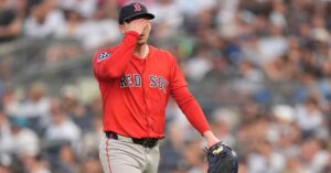 En la foto, Walker Buehler