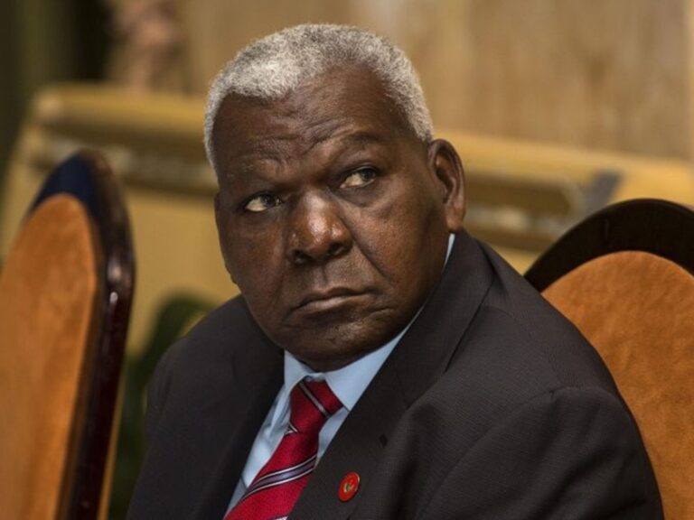 En la foto, Esteban Lazo