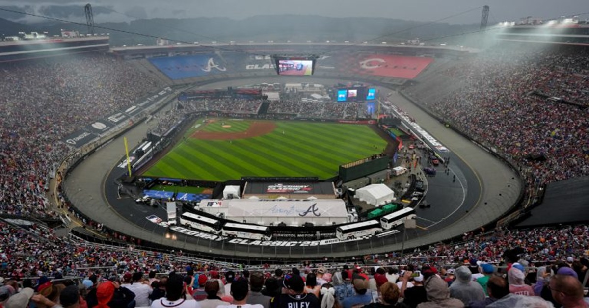 En la foto, la lluvia obligó a suspender el Speedway Classic