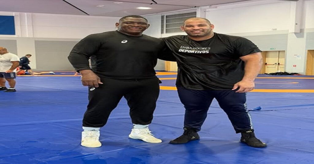 Mijaín López podría competir en Los Ángeles 2028, según Yasmani Acosta 2 Mijaín López podría competir en Los Ángeles 2028, según Yasmani Acosta