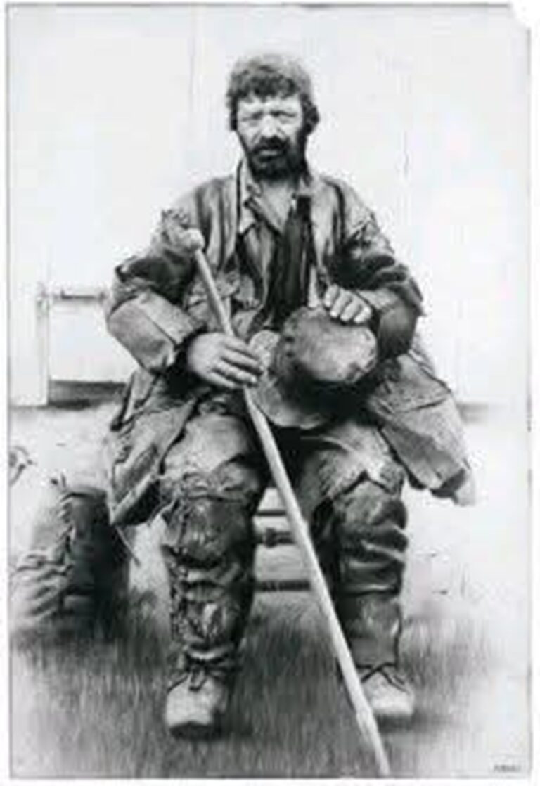 En la foto, El Leatherman: el hombre que caminaba en silencio