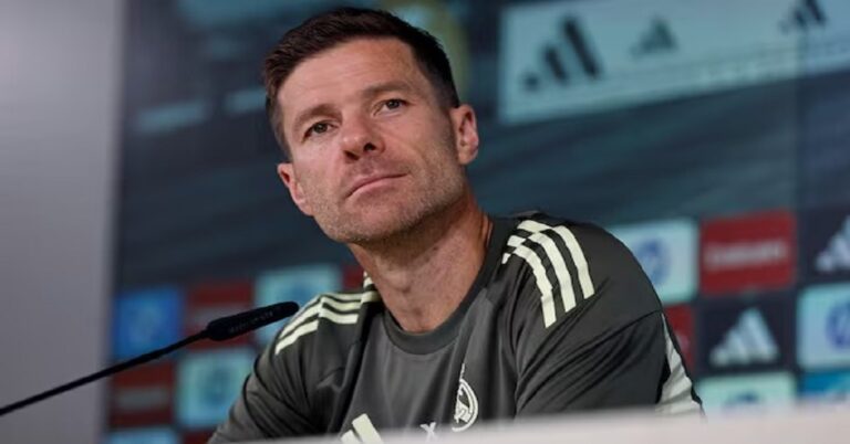 En la foto, Xabi Alonso