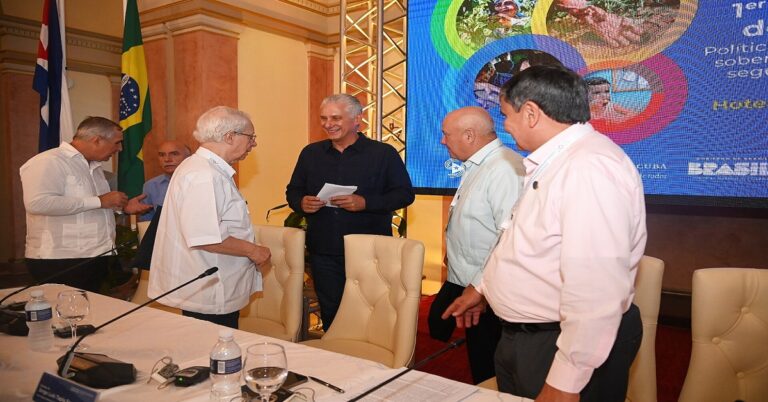 En la foto, participantes en el Primer Encuentro de Alto Nivel sobre Soberanía Alimentaria