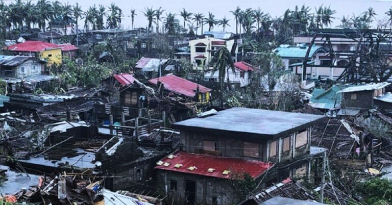 En la foto, daños de Ragasa en Filipinas