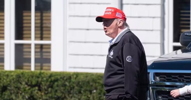 En la foto, el presidente Donald Trump