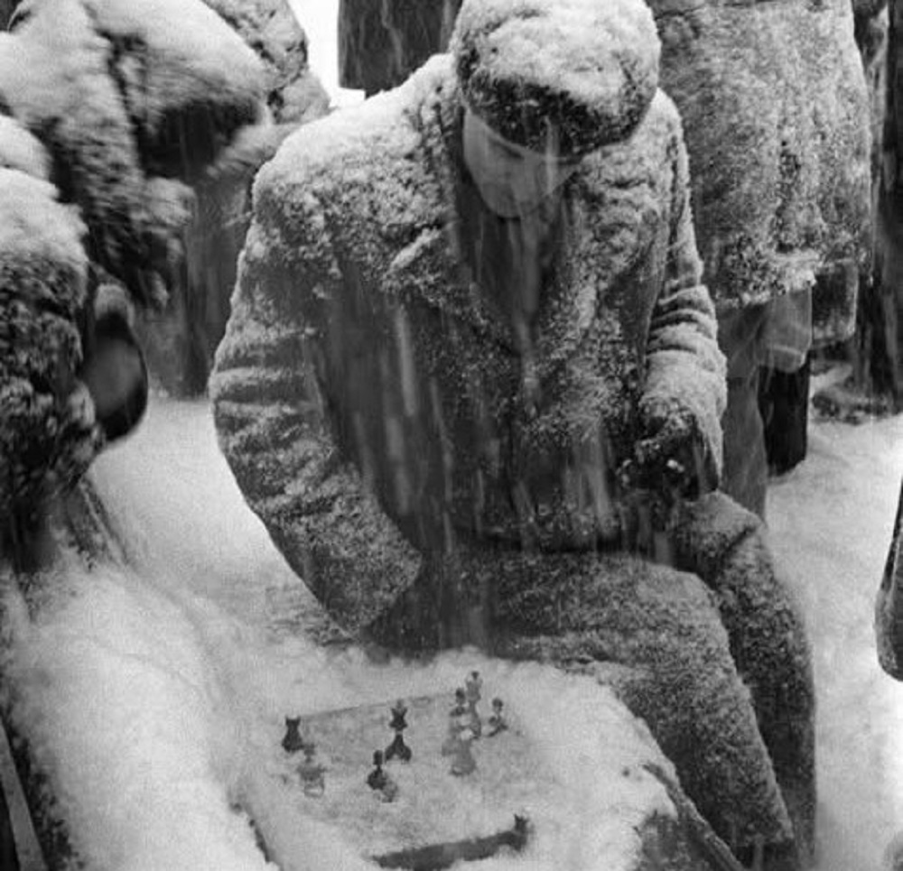 En la foto, Osip Bernstein