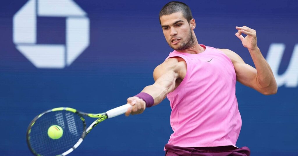 Alcaraz vence a Djokovic y alcanza la final del Abierto de EEUU 6 En la foto, Carlos Alcaraz