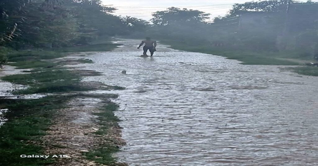 En la foto, una calle de Baire